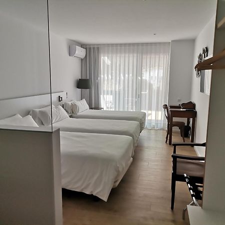 Hotel Hcp กาเลญา เด ปาลาฟรูเจล ภายนอก รูปภาพ